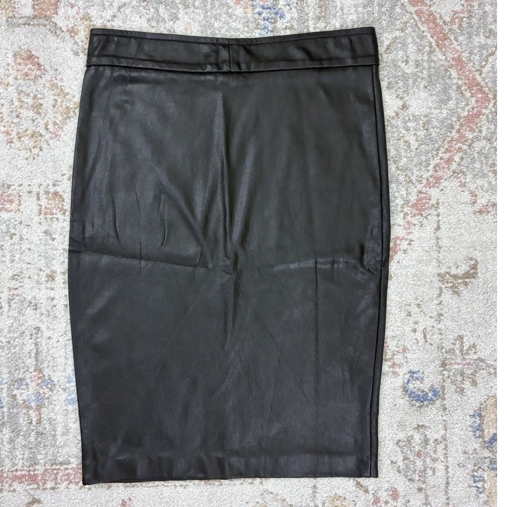 Black Faux Leather Bikercore  Pull On Pencil Skirt 2 Corporate Sleek Indie - Picture 7 of 7